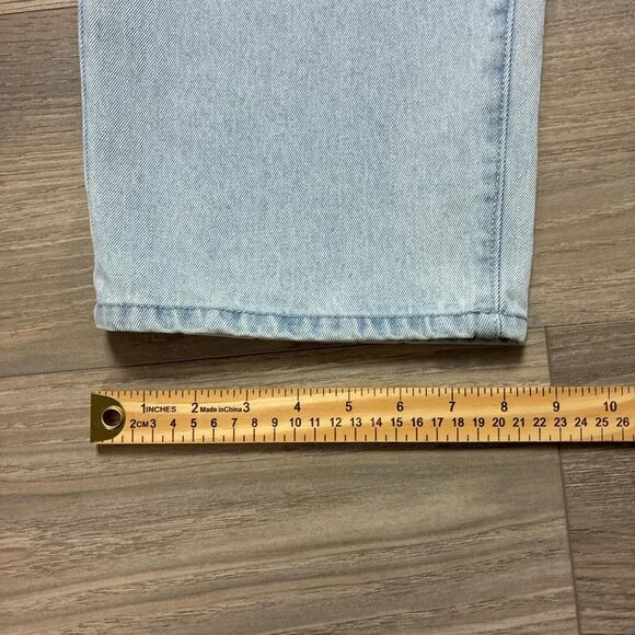 Vintage Y2K Style RSQ Baggy Jean Wide Leg Distressed Light Wash Size 30 - Picture 3 of 8